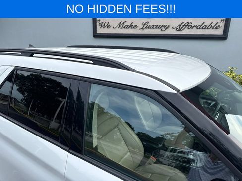 Used 2024 Ford Explorer XLT w/ Equipment Group 202A RWD image 8