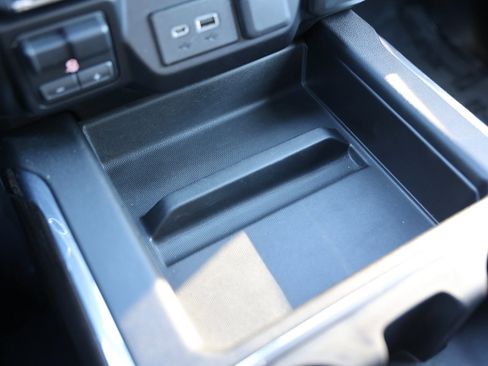 Used 2019 Chevrolet Silverado 1500 RST image 35