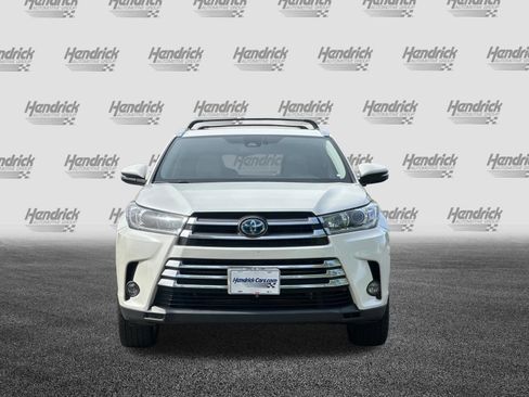 Used 2018 Toyota Highlander Limited image 10
