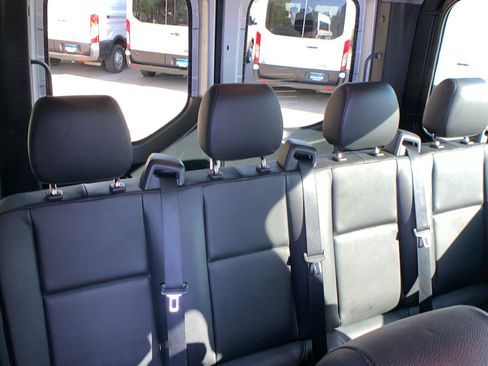 Used 2021 Mercedes-Benz Sprinter 2500 image 27