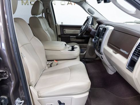Used 2019 RAM 1500 Laramie w/ Convenience Group RWD image 13