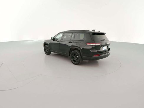 New 2025 Jeep Grand Cherokee L Laredo image 8