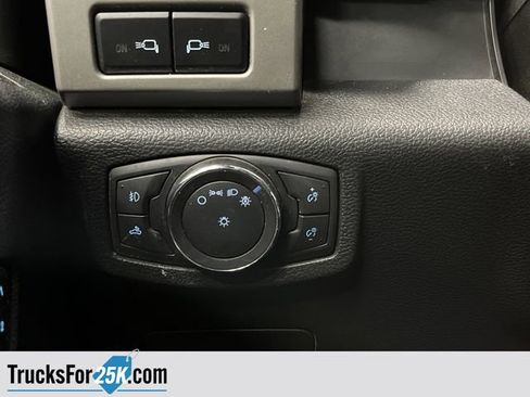 Used 2018 Ford F150 Lariat w/ Equipment Group 502A Luxury image 26