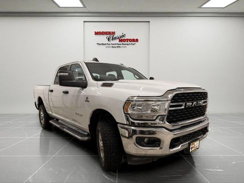 Used 2024 RAM 2500 Big Horn w/ Off Road Package AWD/4WD image 1