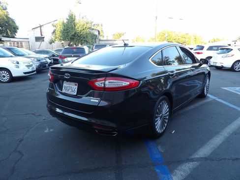 Used 2015 Ford Fusion Titanium FWD image 3
