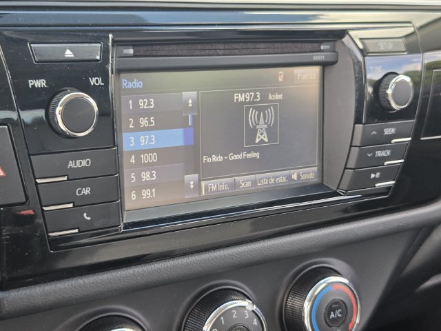 Used 2016 Toyota Corolla L FWD image 20