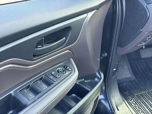 Used 2019 Honda Odyssey EX image 14