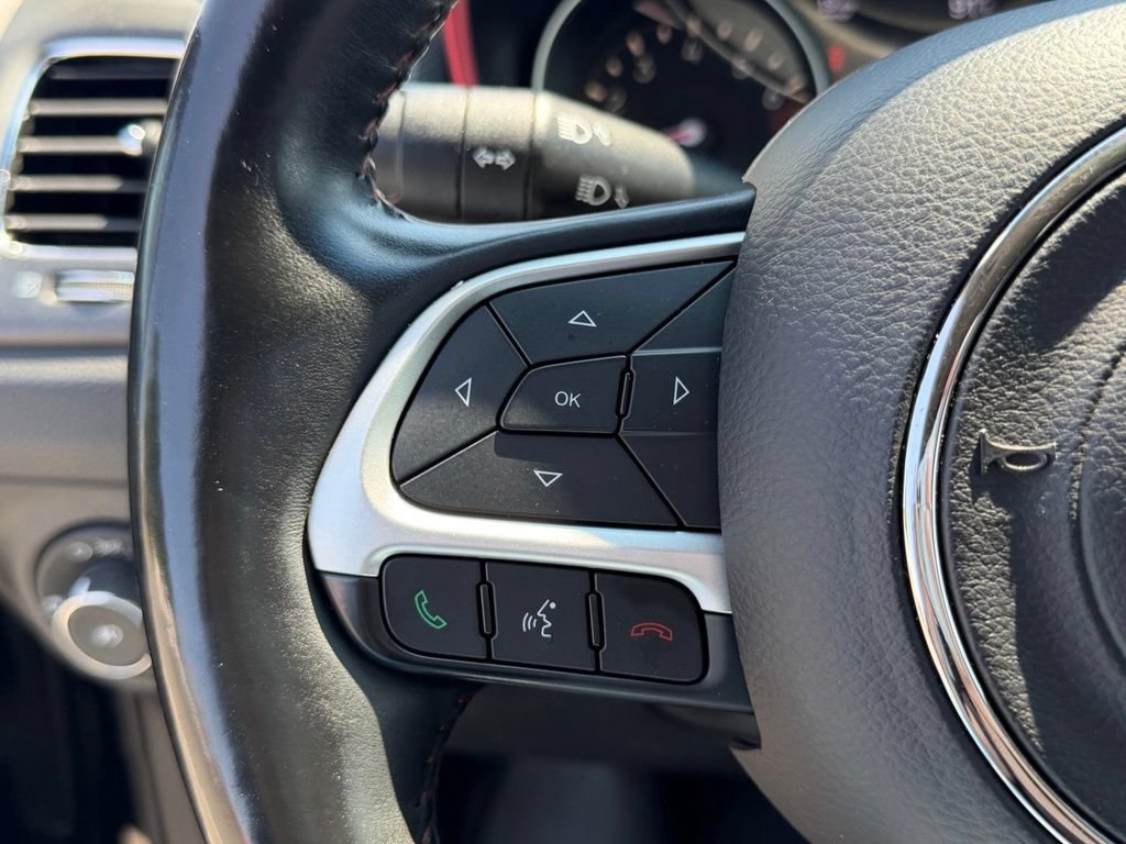Used 2019 Jeep Compass Trailhawk w/ Cold Weather Group AWD/4WD image 18