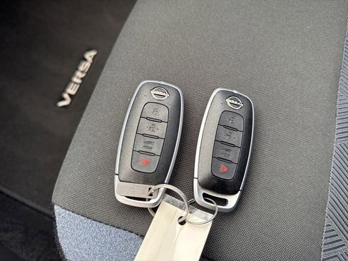 Certified 2025 Nissan Versa SV w/ Trunk Package image 31