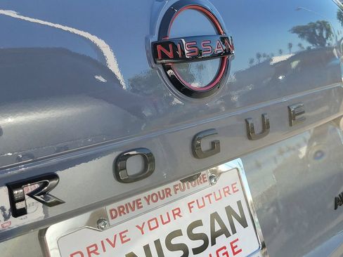 New 2026 Nissan Rogue SV AWD/4WD image 16