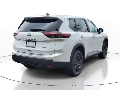New 2026 Nissan Rogue SV AWD/4WD image 4