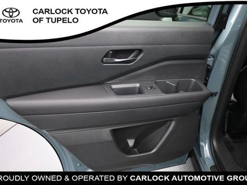 Used 2026 Nissan Pathfinder Rock Creek AWD/4WD image 23