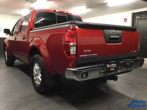 Used 2017 Nissan Frontier SV image 8