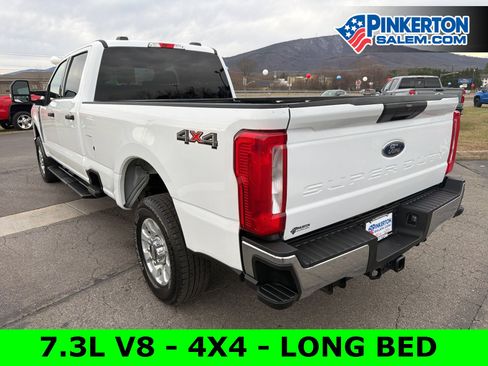 Used 2024 Ford F250 XLT image 3