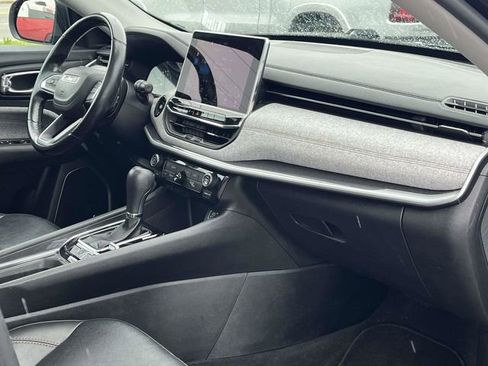 Used 2022 Jeep Compass Latitude w/ Sun and Sound Group image 25