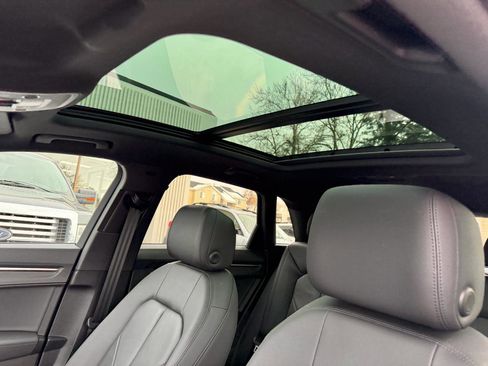 Used 2024 Audi Q3 2.0T Premium image 10