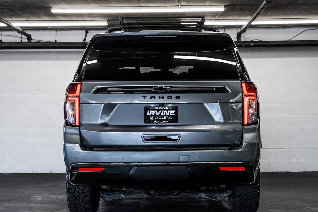 Used 2022 Chevrolet Tahoe Z71 w/ Luxury Package AWD/4WD image 4