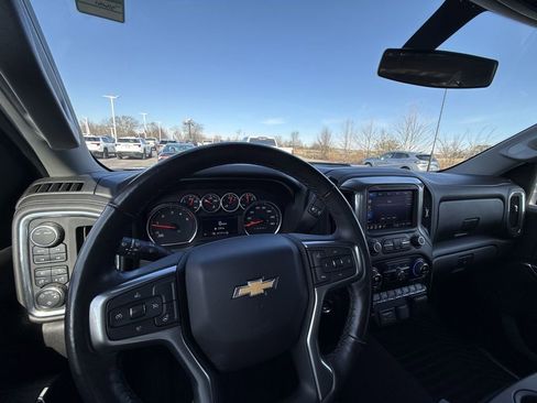 Certified 2022 Chevrolet Silverado 3500 LT w/ Convenience Package image 16