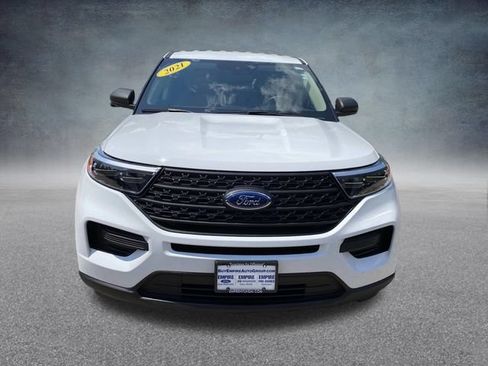 Used 2021 Ford Explorer 4WD w/ Class III Trailer Tow Package image 32