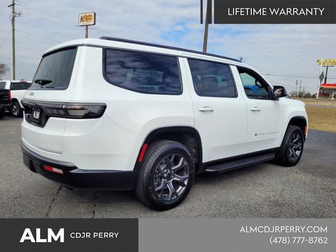 New 2026 Jeep Grand Wagoneer Limited AWD/4WD image 12