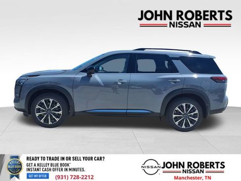New 2026 Nissan Pathfinder Platinum AWD/4WD image 2