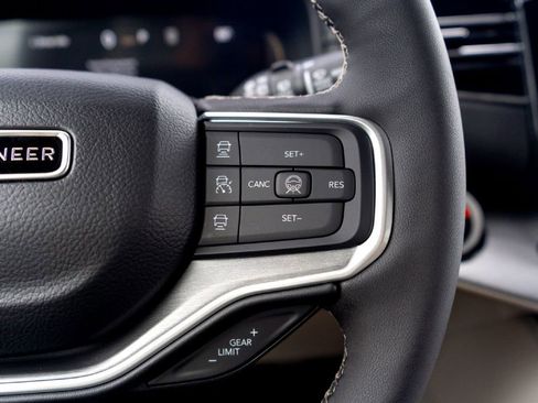 New 2026 Jeep Grand Wagoneer 2WD image 13