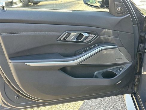 Used 2021 BMW M3 Competition w/ Executive Package image 21