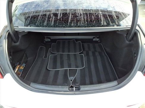 Used 2022 Mercedes-Benz C 300 Sedan image 23