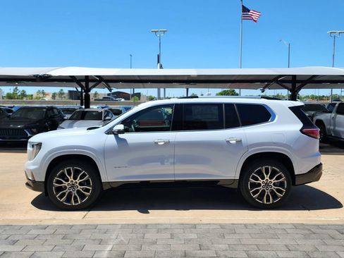 New 2026 GMC Acadia Denali Ultimate AWD/4WD image 7