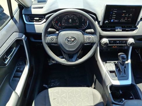Used 2024 Toyota RAV4 XLE AWD/4WD image 10