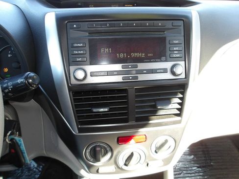 Used 2011 Subaru Forester 2.5X AWD/4WD image 19