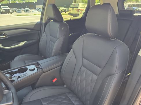 New 2026 Nissan Rogue Platinum AWD/4WD image 12