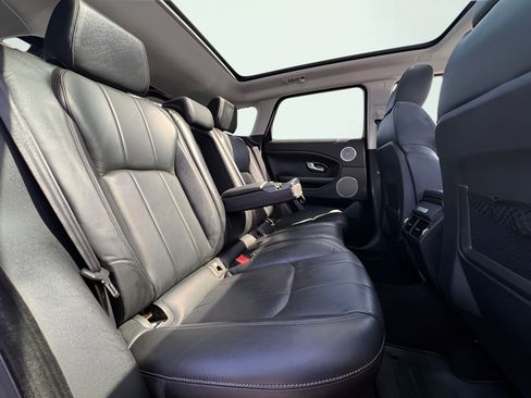 Used 2019 Land Rover Range Rover Evoque SE AWD/4WD image 25