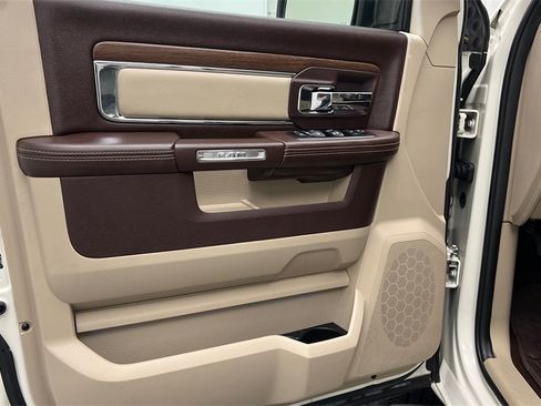 Used 2017 RAM 1500 Laramie w/ Convenience Group image 16