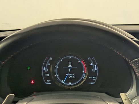 Used 2019 Lexus IS 300 F Sport w/ F Sport Package RWD image 19