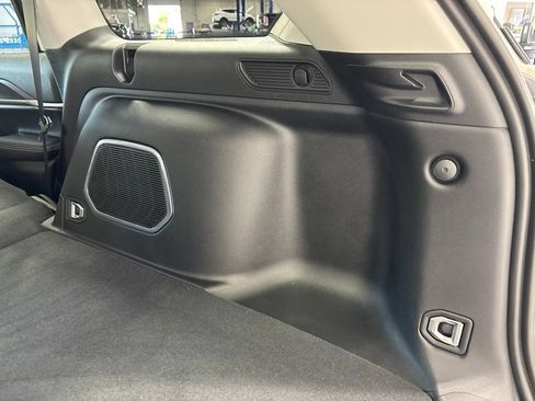 Used 2023 Jeep Grand Cherokee Limited w/ Black Appearance Package AWD/4WD image 50
