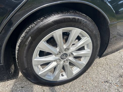 Used 2020 Toyota Camry LE FWD image 23