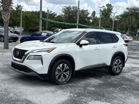 Used 2021 Nissan Rogue SV AWD/4WD image 12