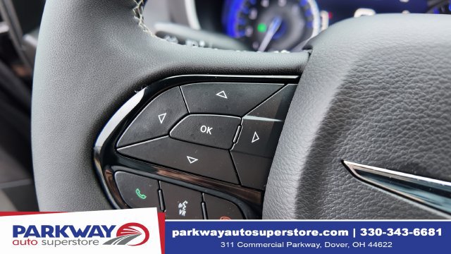 Used 2026 Chrysler Pacifica Select w/ S Appearance Package FWD image 32