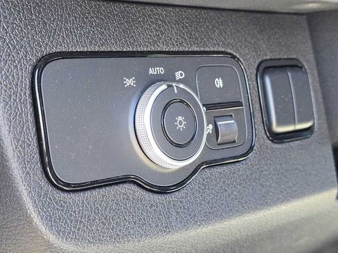 Used 2026 Mercedes-Benz Sprinter 2500 image 24