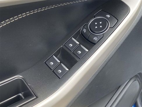 Used 2022 Ford Explorer XLT w/ Equipment Group 202A image 20