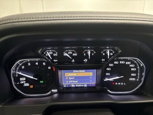 Used 2021 GMC Sierra 1500 Elevation image 32