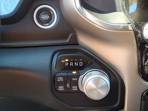 Used 2022 RAM 1500 Laramie image 19
