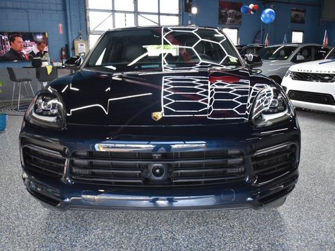Used 2020 Porsche Cayenne S w/ Premium Package AWD/4WD image 16