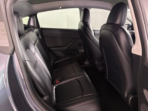 Used 2022 Tesla Model Y Performance AWD/4WD image 39