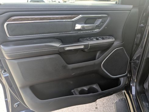 Used 2019 RAM 1500 Laramie image 14