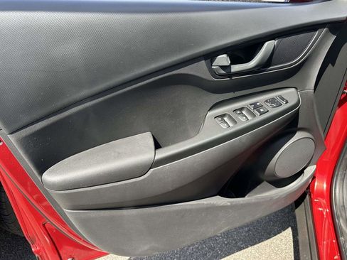 Certified 2023 Hyundai Kona SEL AWD/4WD image 16