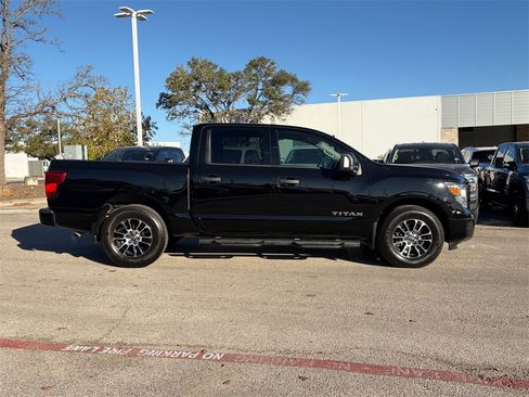 Certified 2024 Nissan Titan SV w/ SV Convenience Package image 4