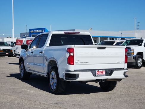 Used 2022 Chevrolet Silverado 1500 Custom w/ Safety Confidence Package RWD image 5