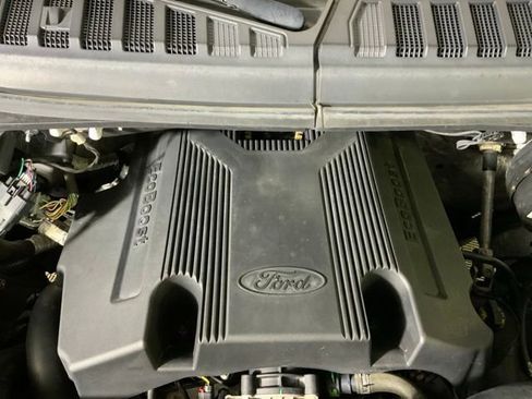 Used 2018 Ford F150 Lariat w/ Equipment Group 502A Luxury AWD/4WD image 41